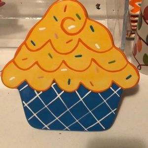 Discontinued Coton Colors “Cupcake” Lg Attachment